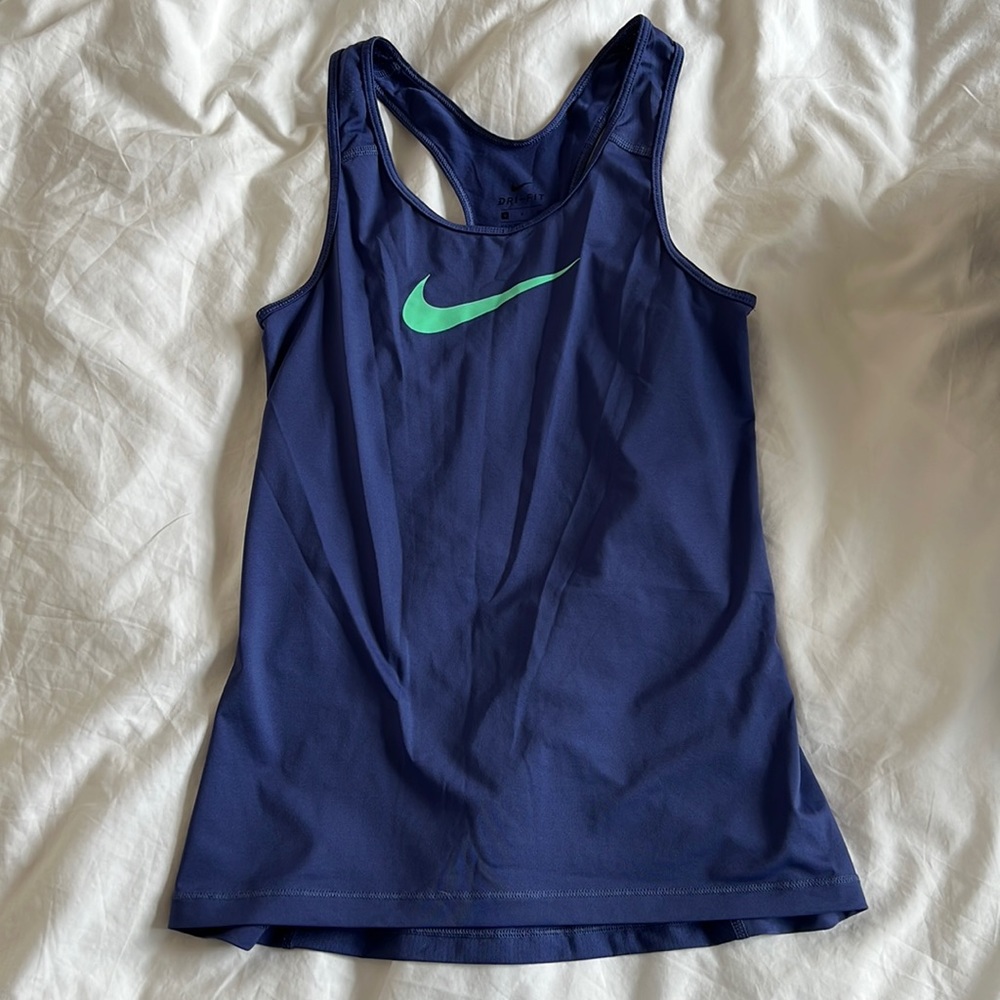 Nike workout tank
